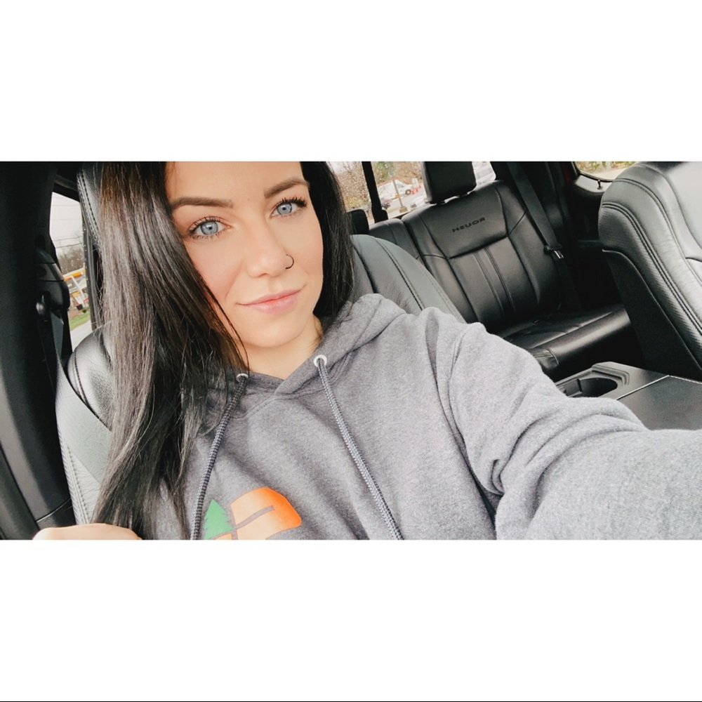 Meet your Posher, Tori
